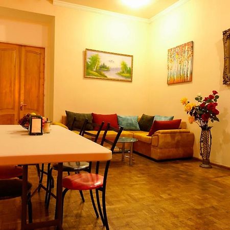 Four Season Hostel Tbilisi Luaran gambar